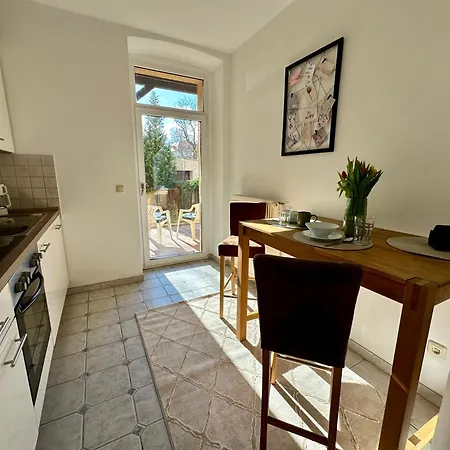 Apartment Retreat Am Teich